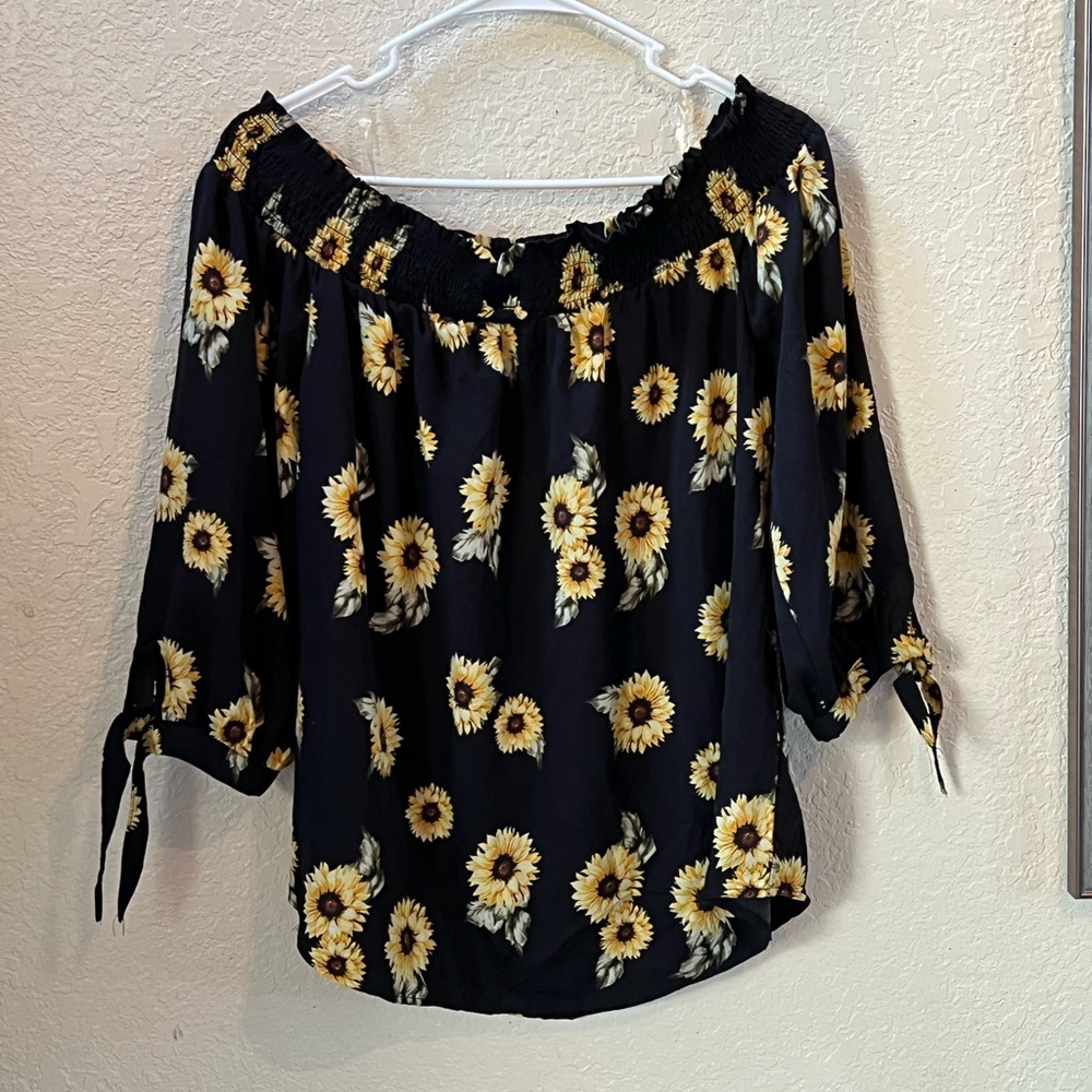 Off shoulder sunflower shirt